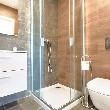 Apartman Premium L4 4b *